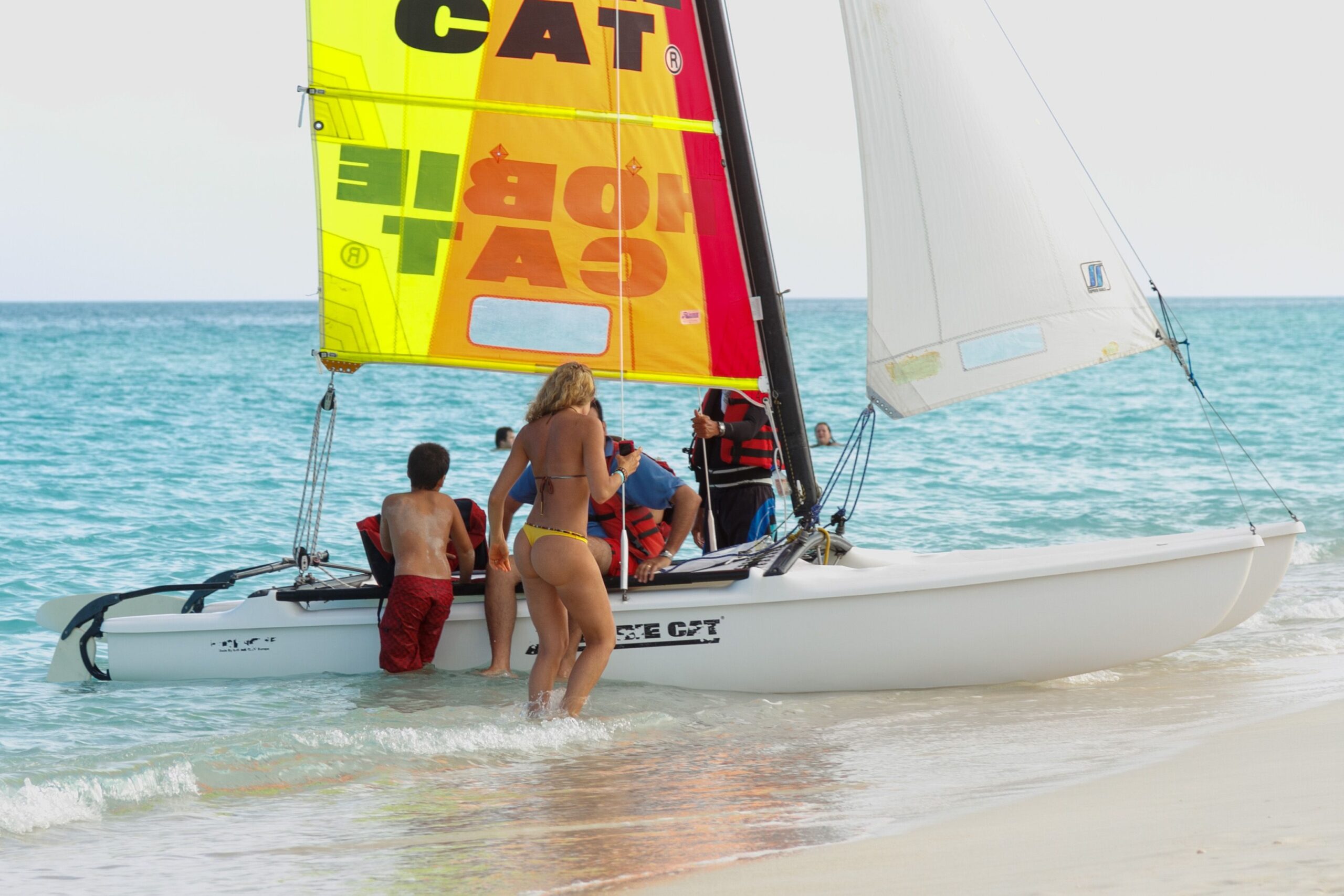 Hobie Cat Lección de Manejo — Aprende a Velear en el Caribe - Image 5